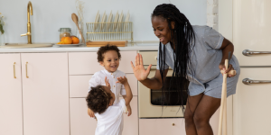 Fabulous Mama - schoonmaken thuis met kinderen
