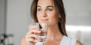 Fabulous Mama - water drinken - tips - warm weer
